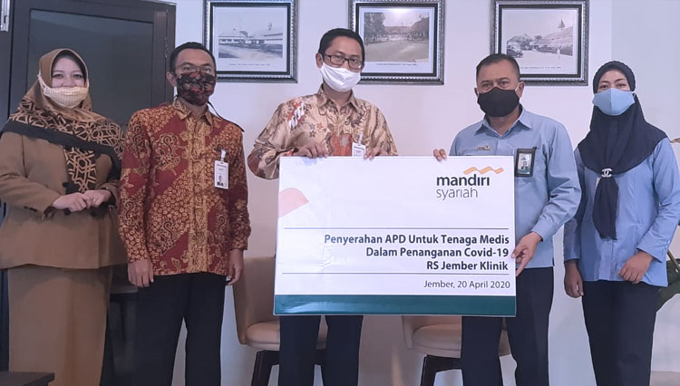 Bank Mandiri Syariah Beri Bantuan Apd Di Sejumlah Rumah Sakit Rujukan Covid 19 Times Indonesia
