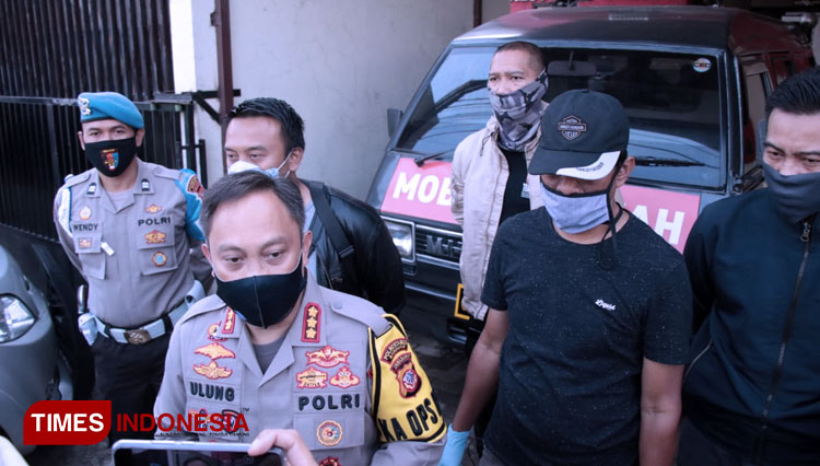 Kapolrestabes Bandung Kombes Pol Ulung Sampurna Jaya, saat ditemui di kamar jenazah Rumah Sakit Polri, Sartika Asih, Kota Bandung, Kamis (23/4/20). Foto : Humas Polrestabes for TIMES Indonesia)