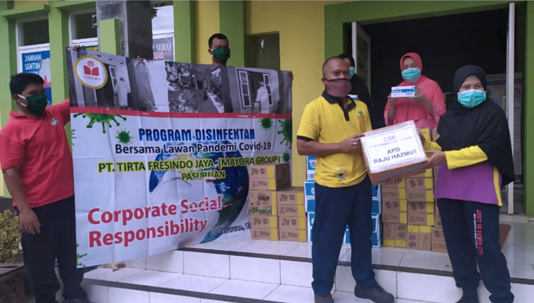 Bantuan-tempat-cuci-tangan-APD-dan-produk-yang-disalurkan-PT.-Tirta-Fresindo-Jaya-2.jpg