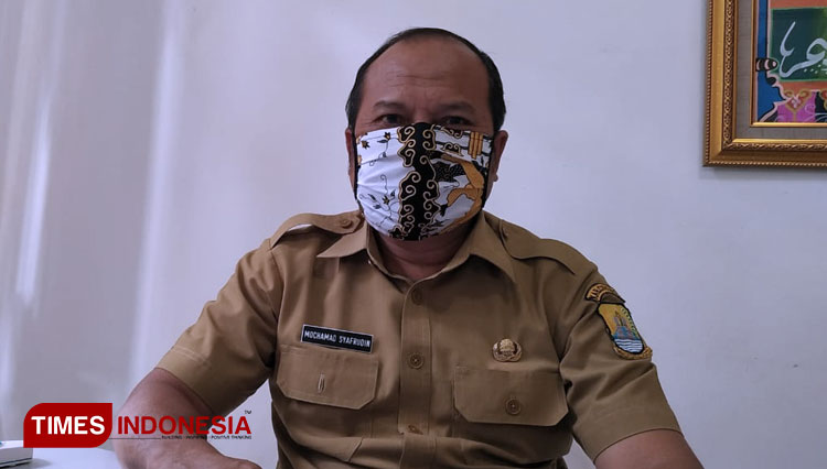 Kadisdukcapil Kabupaten Cirebon, Drs M Syafrudin. (Foto: Devteo MP/TIMES Indonesia)