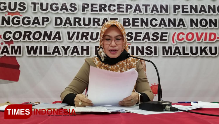 Jubir Covid-19 Malut dr Alwia Assagaf saat menyampaikan perkembangan data Covid-19 Malut, Senin (4/5/2020).(Foto: Wahyudi Yahya/TIMES Indonesia)