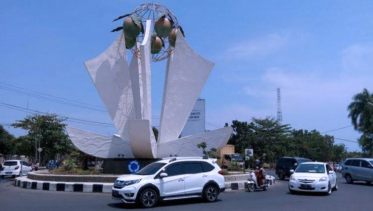 Bundaran mangga Kabupaten Indramayu. (Foto: facebook.com)