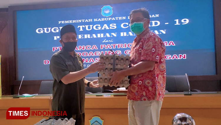 Bupati-Lamongan-Fadeli-b.jpg