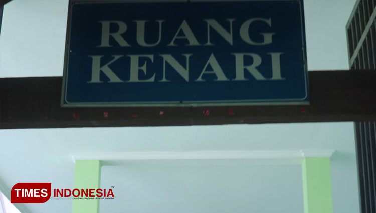 Salah satu ruangan di RSJ Menur Surabaya yang menjadi tempat isolasi bagi pasien terindikasi Covid-19. (FOTO: Lely Yuana/TIMES Indonesia)