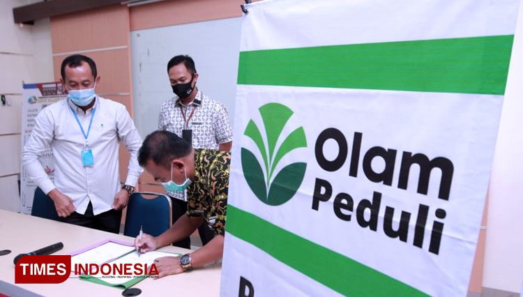 Olam Cocoa menyerahkan APD Covid 19 ke RSUD Tangerang Prov. Banten. (Foto: Olam Indonesia for TIMES Indonesia)