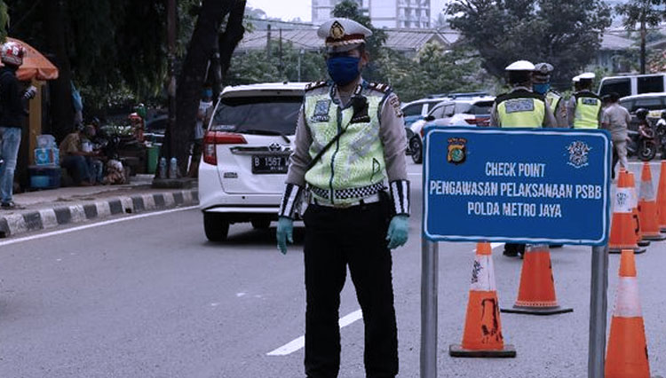 Ilustrasi - Titik pengawasan PSBB di DKI Jakarta akan ditambah. (FOTO: CNN Indonesia/Andry Novelino)