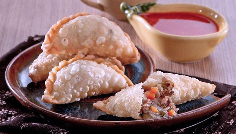 Jalangkote or Curry Puff of Makasar South, Sukawesi. (Photo: tribunnews)