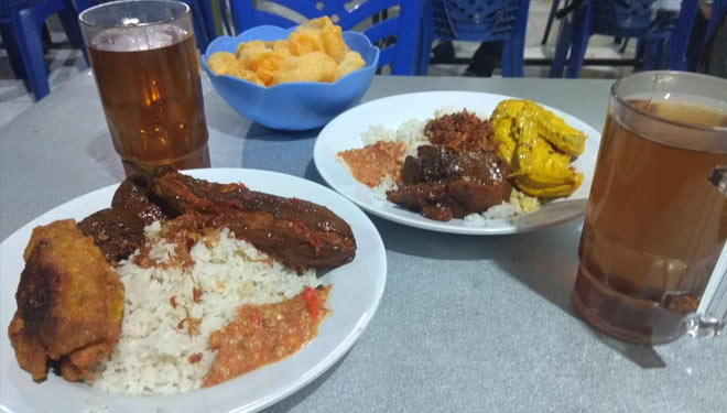 Nasi Uduk. (Credit to: Liputan6.com/Dadan Eka Permana)