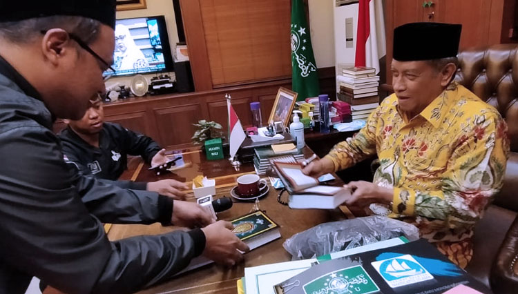 Dihiasi Kekayaan Ornamen Nusantara, LTN PBNU Luncurkan Mushaf Ar Risalah NU