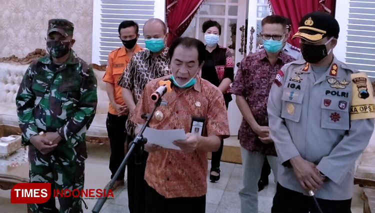 Bupati Banjarnegara sampaikan perkembangan baru pasien Covid-19. (Foto : Itelkam for TIMES Indonesia)