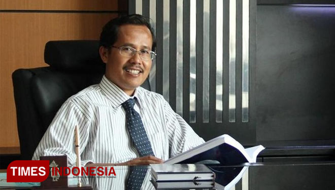 Rektor UAA, Prof Dr H Hamam Hadi MS Sc D Sp GK. (FOTO: Dokumen UAA for TIMES Indonesia)