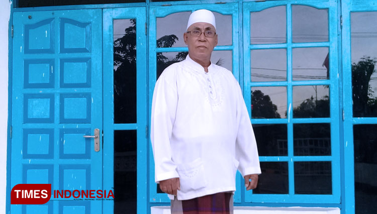 Imam Masjid Agung Al-Jihat Waingapu, Kabupaten Sumba Timur NTT, H. Alwi Hasyim Algadrie. (FOTO: Habibudin/TIMES Indonesia)