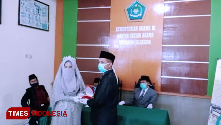 Akad Nikah Boleh Di Luar Kua Ini Aturan Kemenag Kuningan Times Indonesia