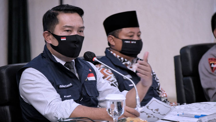Gubernur Jabar Ridwan Kamil memimpin rakor Gugus Tugas Percepatan Penanggulangan Covid-19 Jabar di Makodam III/Siliwangi, Kota Bandung, Selasa (2/6/2020). (Foto: Humas Jabar for TIMES Indonesia)