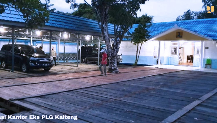 Pada Tahun Anggaran (TA) 2020, Kementerian PUPR RI telah memulai pekerjaan Rehabilitasi Irigasi di tiga (3) lokasi Eks PLG di Kalteng  dengan total cakupan seluas 650 Ha (FOTO: Biro Komunikasi Publik Kementerian PUPR RI)