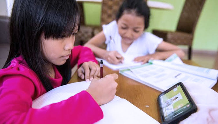 Guru Besar IAIN Cirebon Sebut Pembelajaran Secara Online  