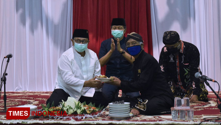 Bulan Bung Karno, Pemkab Blitar Gelar Tembang Macapat
