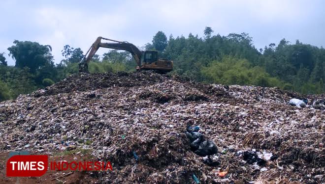 Ilustrasi Tempat Pembuangan Akhir Sampah (TPAS). (Foto: Dok. TIMES Indonesia)
