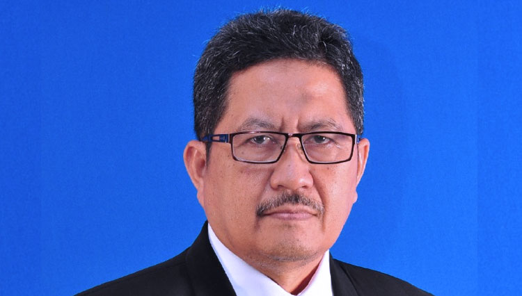 Dekan Fakultas Ekonomi dan Bisnis Universitas Dinamika (Undika) atau STIKOM Surabaya, Dr. Drs. Antok Supriyanto, M.MT. (Foto: Humas Undika)