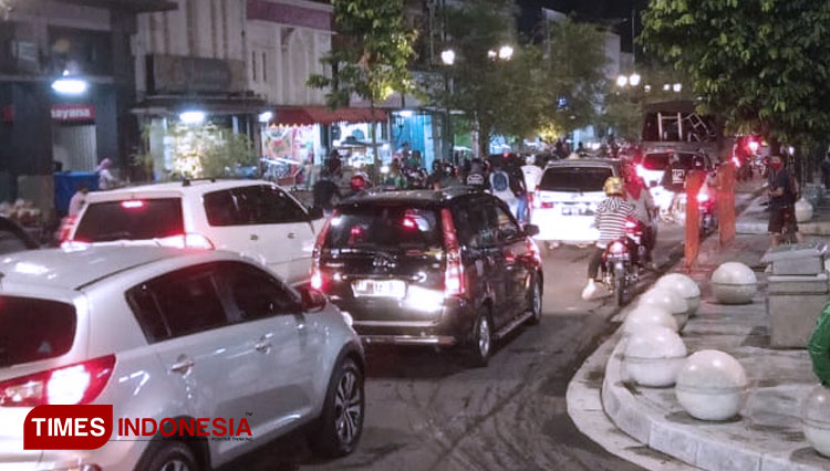 Jalanan-Malioboro-Kota-Jogja-2.jpg