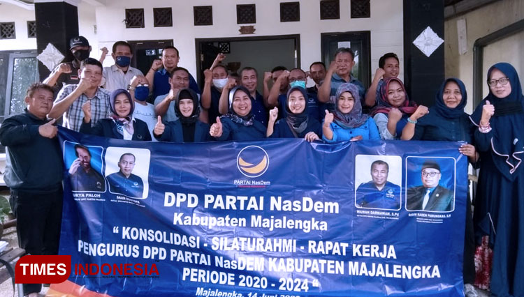 DPD NasDem Majalengka, menggelar konsolidasi, silaturahmi dan rapat kerja pengurus Periode 2020-2024. (Foto: Jaja Sumarja/TIMES Indonesia)