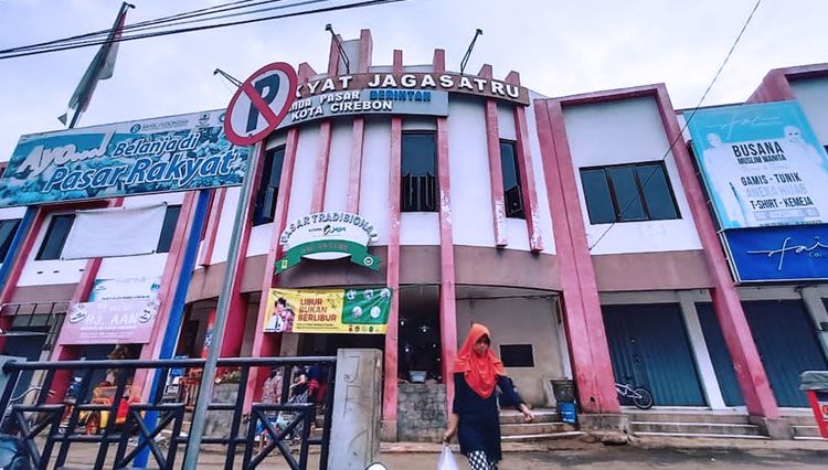 Khawatir Ditutup Pedagang Pasar  Jagasatru Kota Cirebon  