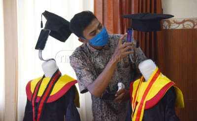 Dua Robot Ikuti Wisuda SMK MUTU Gondanglegi