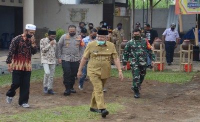 Forkopimda Kabupaten Malang Resmikan Taman Lele di Kampung Tangguh Kuwolu