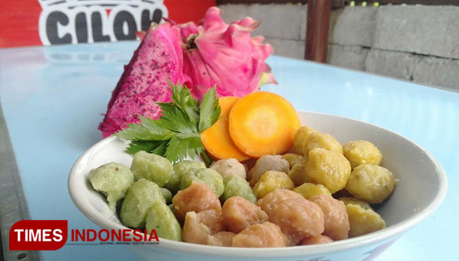 The delicious Cilok Ba of Banyuwangi which tempt you to just stick your fork on it. (Photo: Syamsul Arifin/TIMES Indonesia)
