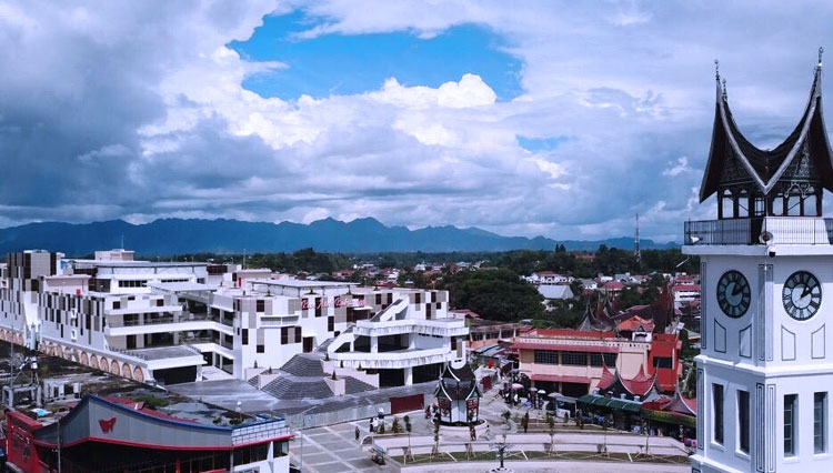 Pasa-Ateh-di-Bukittinggi-c.jpg