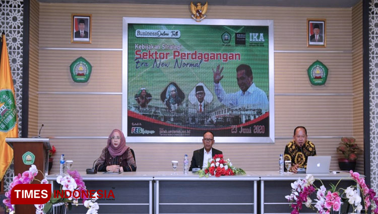 Suasana-acara-Webinar.jpg