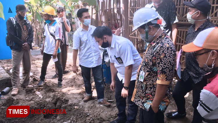 Tim Monev Meninjau Bantuan Sanitasi Desa Dari Kementerian Pupr Times Indonesia