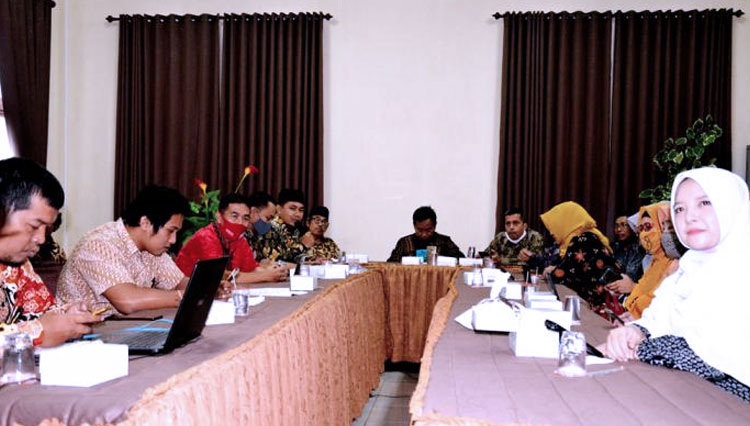 Acara reuni virtual FE UIN Malang yang menunggu kontribusi nyata para alumni. (FOTO: UIN Malang)