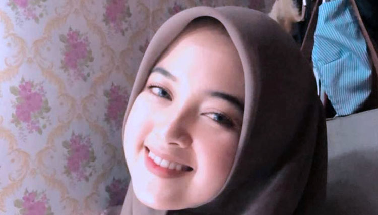 Viral, Guru Cantik Medan Ini Buat Siswa SD Rela Kehilangan Jam