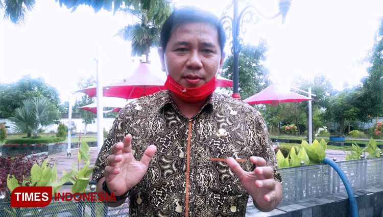 Ketua Umum Purna Paskibra Indonesia (PPI) Jatim, Sarjono menyarankan upacara 17 Agustus 2020 tetap berjalan sesuai protokol New Normal. (FOTO: Ammar Ramzi/TIMES Indonesia) 