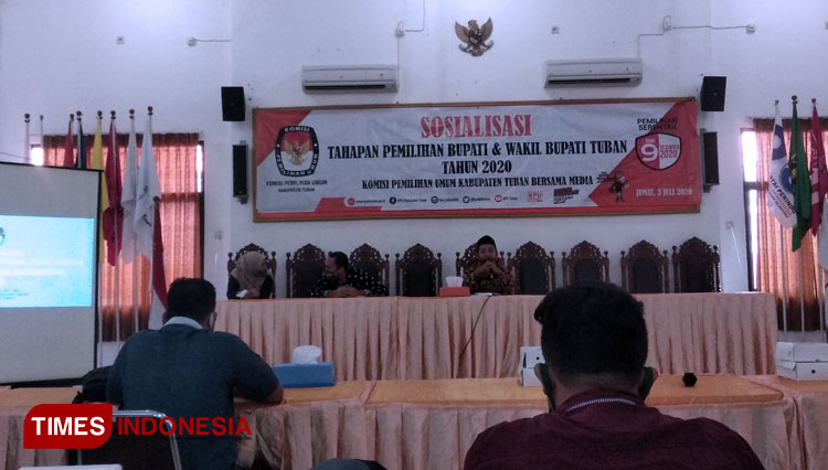 KPU Kabupaten Tuban saat sosialisasi tahapan pemilihan bupati dan wakil bupati 2020 (03/07/2020). (foto: Ahmad Istihar/TIMES Indonesia)