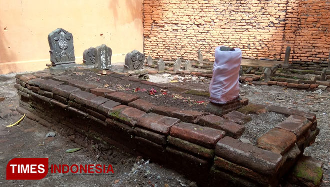 Makam-Pangeran-Pekarungan-2.jpg