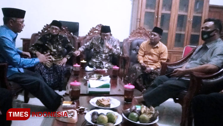 Hermanto-Kunjungi-Kantor-PCNU-Kabupaten-Cirebon-b.jpg