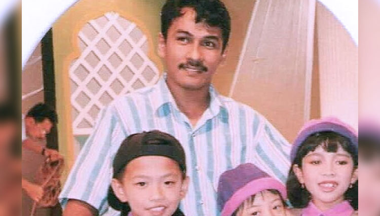 Papa T Bob bersama Trio Kwek Kwek. (FOTO: Istagram)