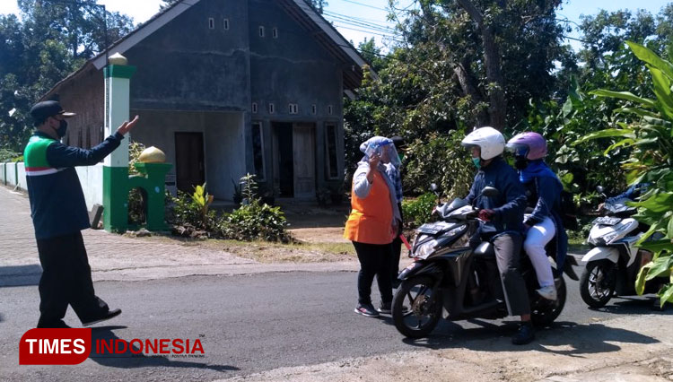 Penertiban-masker3.jpg
