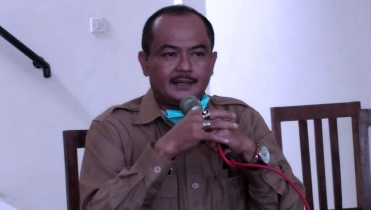 Kepala Bapenda Kabupaten Bandung, Usman Sayogi pada jumpa pers, di Soreang, Kabupaten Bandung, Senin (13/7/2020). (Foto: aby for TIMES Indonesia)