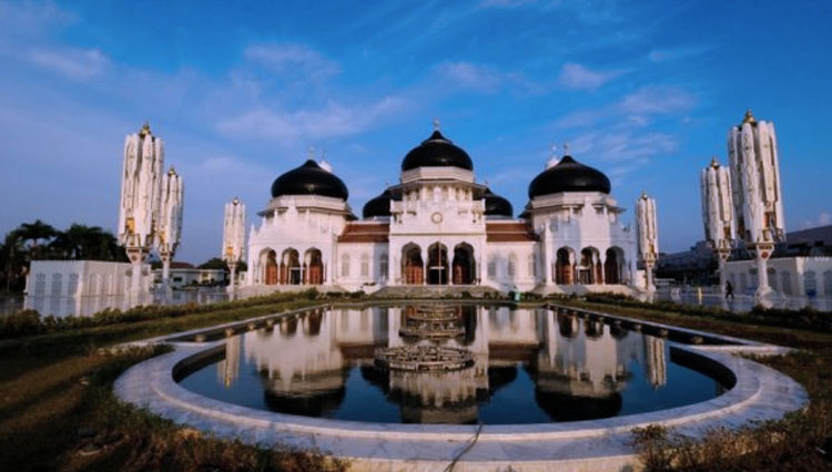 Masjid Raya Baiturrahman di Banda Aceh. (FOTO: Shutterstock)