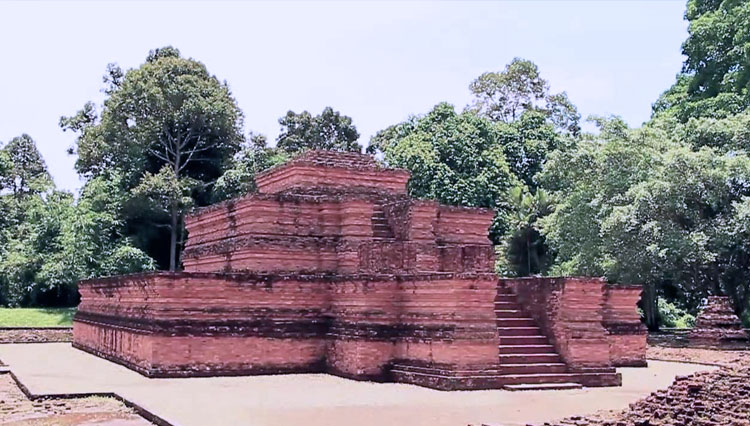 Candi-Muaro-Jambi.jpg