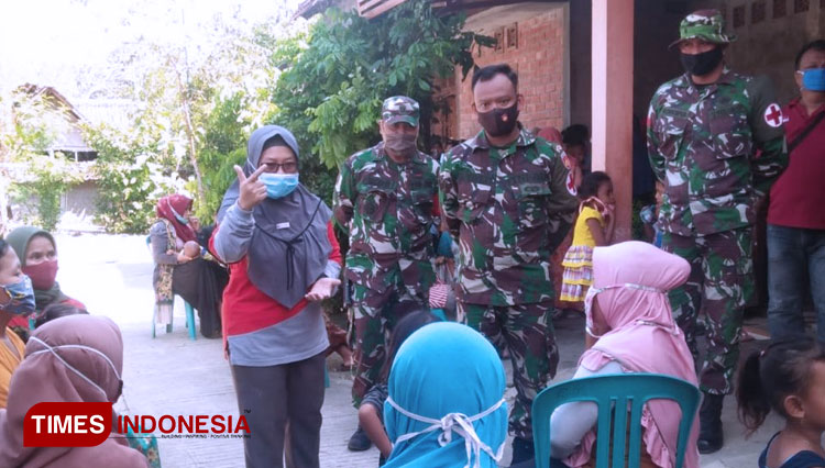 Satgas TMMD Lakukan Penyuluhan Kepada Warga (Foto: ajp.TIMES Indonesia)