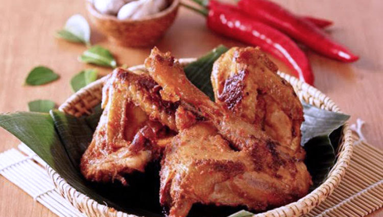 Cincane Chicken, one of culinary legacy of Samarinda. (PHOTO: jelajahsamboja)