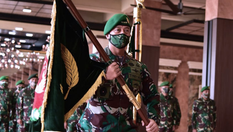 Prosesi Sertijab Pangdam Pattimura (foto: Kodam XVI)