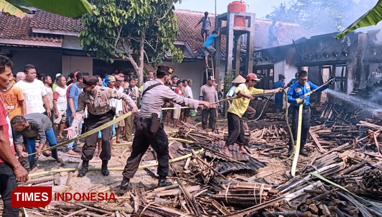 Korsleting Listrik Diduga Jadi Penyebab Kebakaran Gudang Di Purbalingga TIMES Indonesia