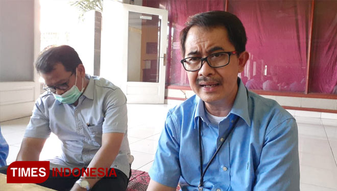 Dirut PDAM Tirta Jati Kabupaten Cirebon, Karyadi. (Foto: Devteo MP/TIMES Indonesia)