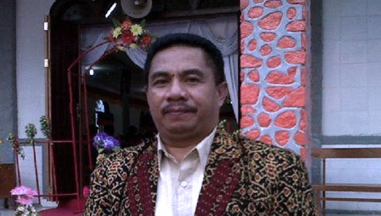 Ketua DPP PKPI NTT Drs. Yan Mboeik. (Foto: Tribunnews.com)