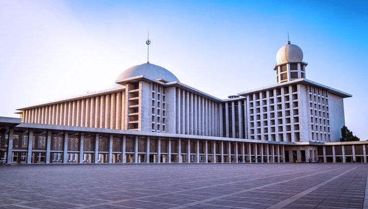 Masjid Istiqlal Jakarta (foto: Shutterstock)